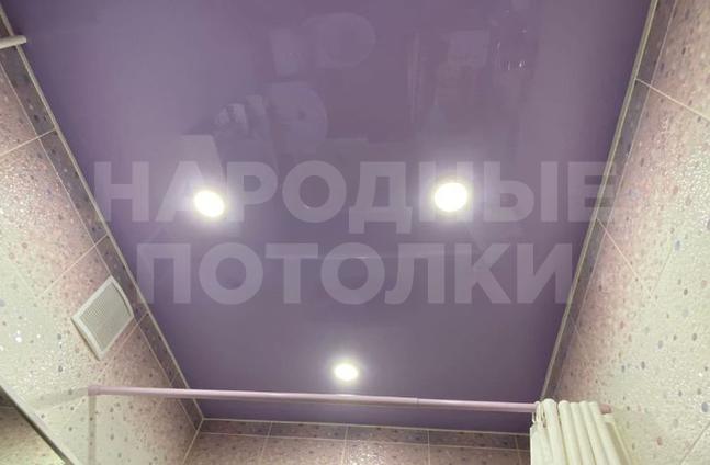 натяжной потолок в ванной отзывы фото