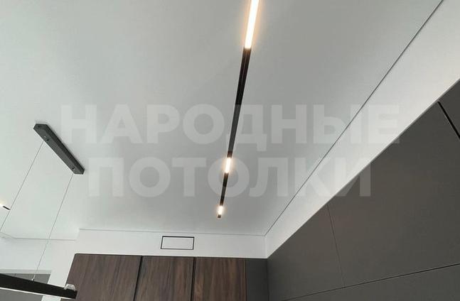 свет на кухне дизайн натяжные потолки фото