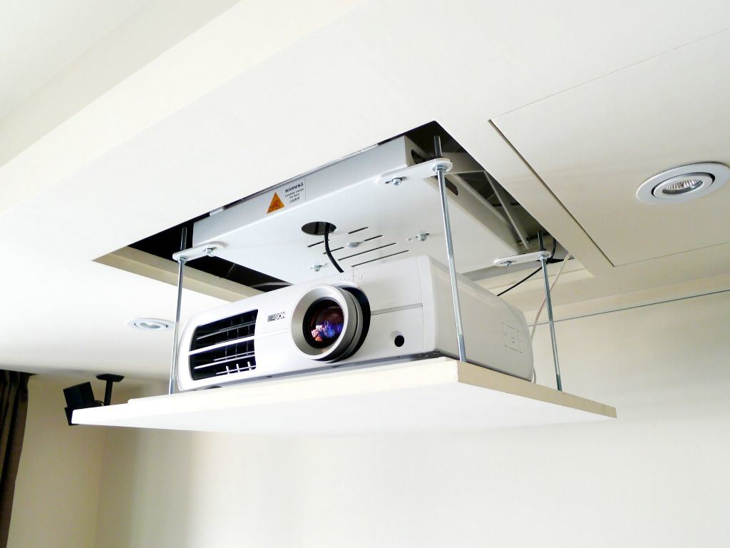 проектор для раскроя натяжных потолков